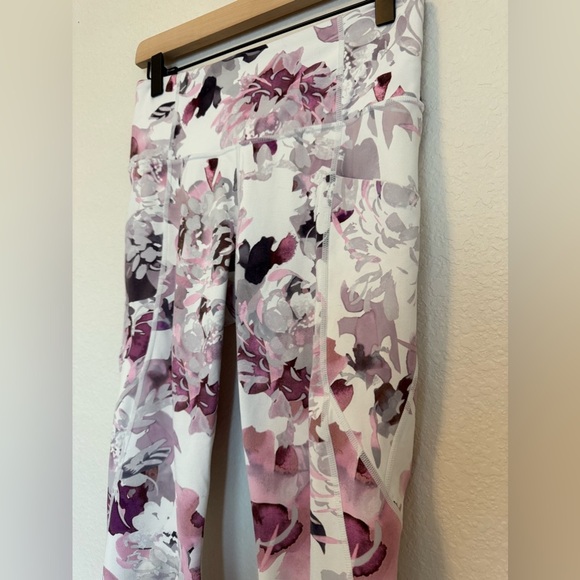 Athleta Women's Salutation Stash Pocket Leggings Peony - Picture 2 of 9